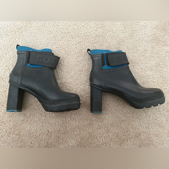 Sorel Women’s Boots - Picture 3 of 10